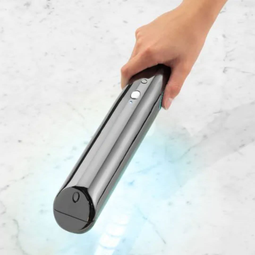 The Lumin Wand Handheld UV Light is a portable device to disinfect CPAP and CPAP masks without chemicals.