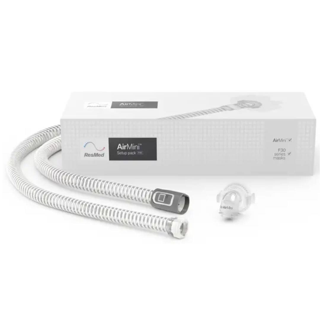 The ResMed AirMini™ F30 setup pack connects your AirMini to a ResMed F30 CPAP full face mask. It includes an AirMini F30 mask connector and air tubing.